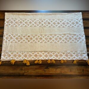 100% Cotton 50”x60” Bohemian Yellow Cream Patterned Throw Blanket with Tassels